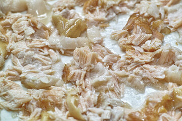 Prepare tasty piece of tarta pastry with salmon, chive and basilia.