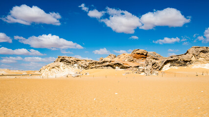 Fototapeta na wymiar It's Beautiful landscape of the Western White Desert, main geographic attraction of Farafra.