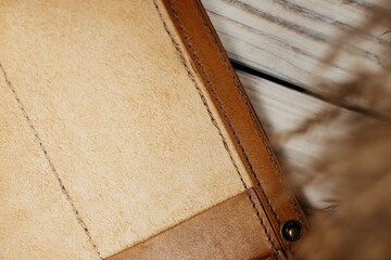 Sewing a purse. Genuine leather product. Tool. Making bags with zippers. Business card holder....