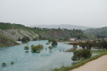 Fototapeta na wymiar Mountains in Kurdistan Region Iraq near Sulaimaniyah Sulimani Erbil Hawraman Dokan Lake