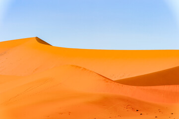 Fototapeta na wymiar It's Spectacular landscape of the Namibia desert, Sossuvlei, Africa.