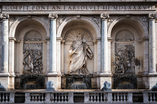 Happy Water Fountain, Fountain of Moses in Rome