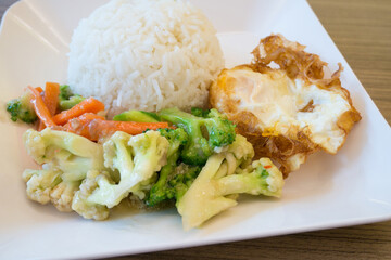 Stir Fry Vegetables With Oyster Sauce