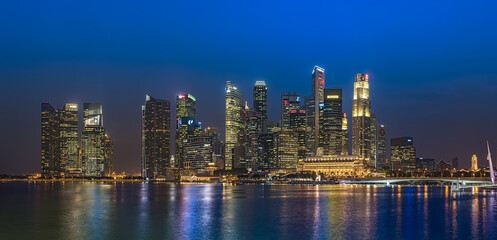 Fototapeta na wymiar Panorama of Singapore Skyline from Marina Bay