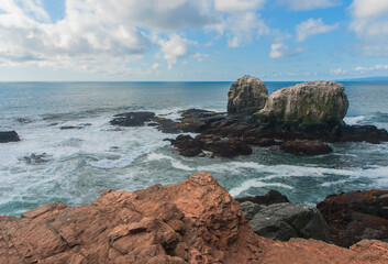 Fototapeta na wymiar Punta de Lobos Pichilemu Chile rocas mar oceano pacifico olas mar playas vacaciones 