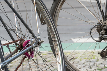 Spokes on bicycles’ wheels