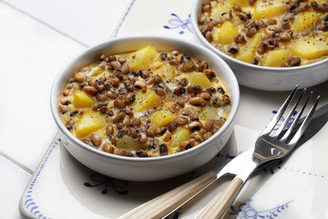 Homemade Mini Frittata with Potatoes and Black-eyed Beans
