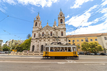 Obraz na płótnie Canvas Vista da Basilica da Estrela em Lisboa
