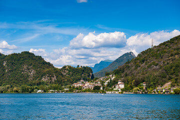 Fototapeta na wymiar Lake of Lugano, Switzerland