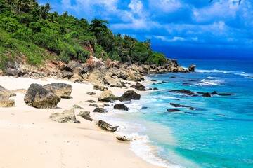 Obraz premium Schöner, einsamer Strand auf der Insel Sumba in Indonesien, Asien