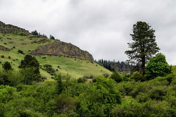 Fototapeta na wymiar Rock outcroppings in the Wallowa Mountains of northeast Oregon, USA