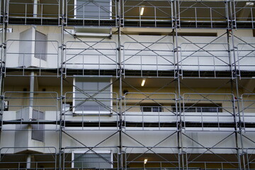 2020年6月16日八王子市で撮影：マンション大規模修繕工事現場を撮る
