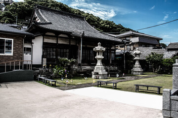 Temples lining Teramachi Street in Nagasaki City_12