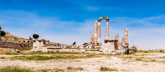 Fototapeta na wymiar It's Temple of Hercules of the Amman Citadel complex (Jabal al-Qal'a), a national historic site at the center of downtown Amman, Jordan.