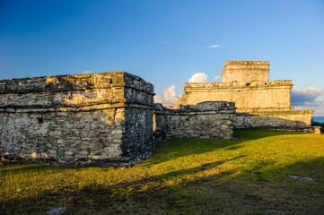 Fototapeta na wymiar It's Ruins of the Mayan city Tulum, Yucatan, Mexico