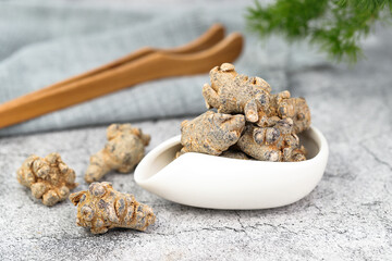 This is Yunnan pseudo-ginseng. It has a pharmaceutical value and health benefits, to prevention and treatment of many diseases, widespread clinical application.