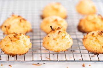 Coconut cookies