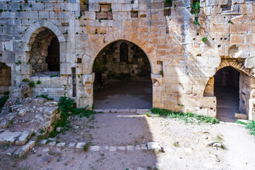 Fototapeta na wymiar It's Old castle in Syria