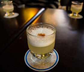 pisco sour bebida típica de perú