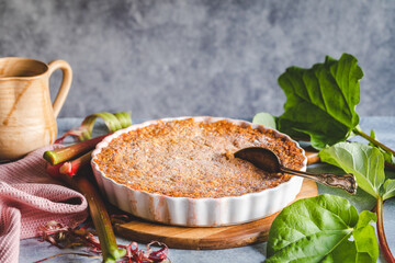 Rhubarb pie