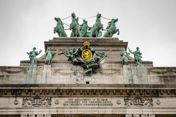 Fototapeta na wymiar It's Cinquantenaire triumphal arch in Brussels, Belgium.