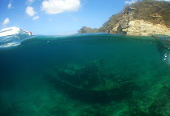 underwater ship wreck caribbean sea Curacao