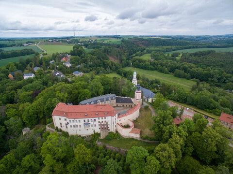 schlo&szlig; wolkenburg Limbach-Oberfrohna bei Chemnitz Sachsen Luftbild Drohne