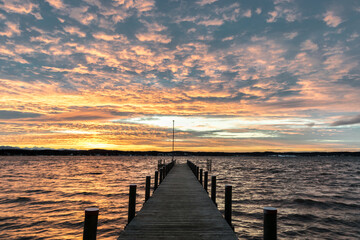 Sonnenuntergang am Steg 3