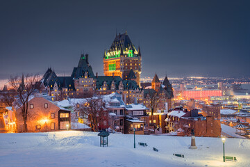 Obraz premium Overlook of Quebec city in the winter