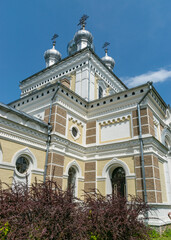 Obraz premium a fragment of an Orthodox church in Stameriena, Latvia, on a sunny summer day.