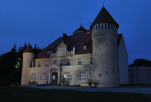 Schloss Stolpe bei Nacht