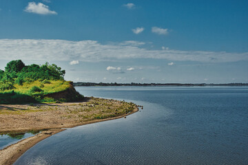ZBIORNIK WODNY. ZALEW JEZIORSKO, POLSKA, EUROPA. © michalsen