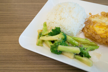 Stir Fry Vegetables With Oyster Sauce