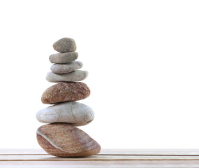 Balance stones are arranged in a pyramid shape.