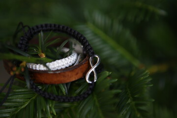 Handmade magnetic clasp bracelet. Unisex bracelet.