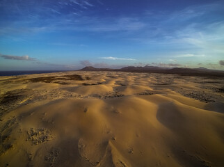 Obraz na płótnie Canvas sand dunes at sunset