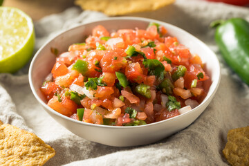 Spicy Homemade Pico De Gallo