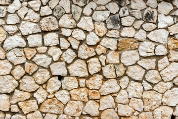 Irregular clear stone wall