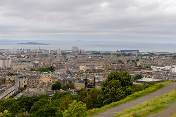Obraz premium Aerial view of the Edinburgh, Scotland. Old Town and New Town are a UNESCO World Heritage Site