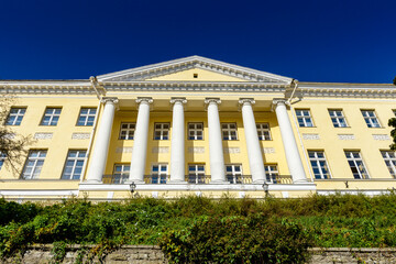 It's Stenbock House on Toompea hill is the official seat of the Government of Estonia in the Historical Centre of Tallinn, Estonia. It's part of the UNESCO World Heritage site