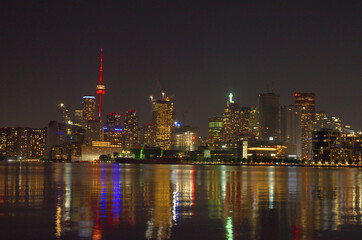Fototapeta na wymiar Polson Pier Toronto 