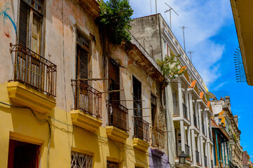 Fototapeta na wymiar Architecture of the Old Havana. UNESCO World Heritage
