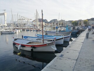 Fototapeta na wymiar puerto de la ciotat 