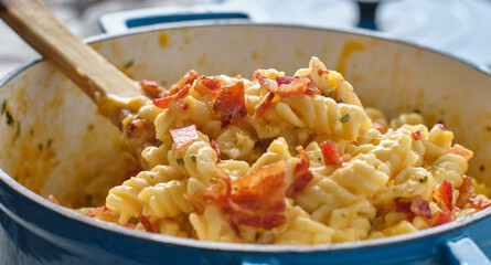 macaroni and cheese baked in dutch oven with bacon