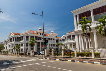Fototapeta na wymiar GEORGE TOWN, MALAYSIA - MARCH 20, 2018: Penang High Court building in George Town, Malaysia
