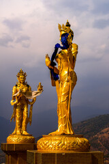 Obraz premium Golden statue around the Big Buddha statue in the Kingdom of Bhutan