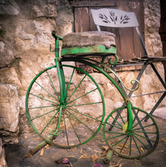 Fototapeta na wymiar Old Bike in street