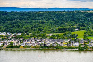 Obraz premium It's Houses on the coast of the river Rhine in Germany