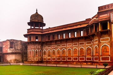 Fototapeta na wymiar It's Jahangir Palace at the Red Fort of Agra, India. UNESCO World Heritage site.