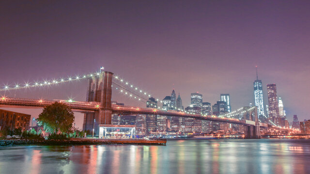 Brooklyn bridge and manhattan at night